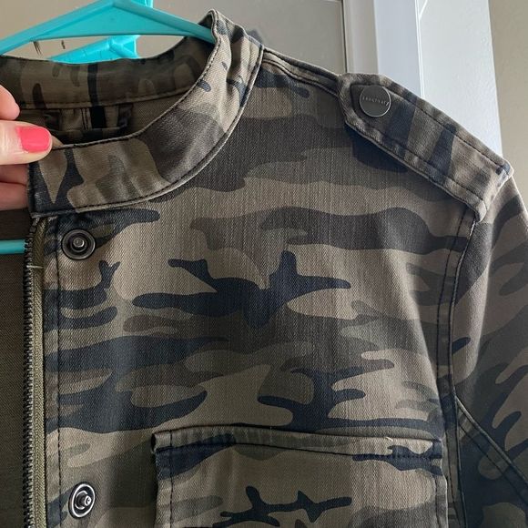 NWOT Sanctuary Kinship Belted Surplus Jacket CAMO - SIZE M - Picture 9 of 13